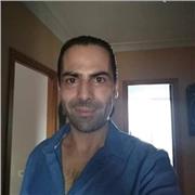 Profesor de música imparte clases